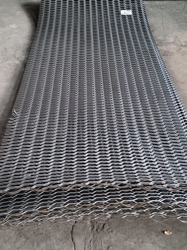 Просечно-вытяжные нержавеющие листы TR